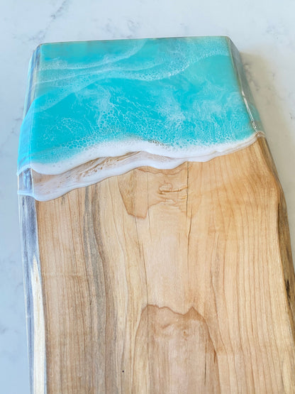 Double layer ocean 🌊 resin charcuterie board